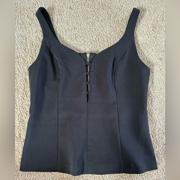 Dynamite Top - Picture 3 of 7